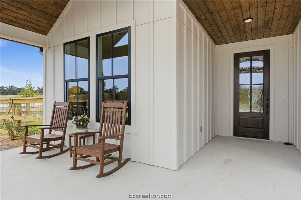 4064 Lakeside Club Drive, College Station, TX 77845 — photo 5