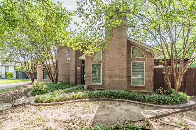 6800 Riverridge Road, Fort Worth, TX 76116