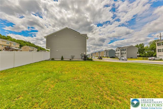 543 Delta Road, Allen Twp, PA 18067