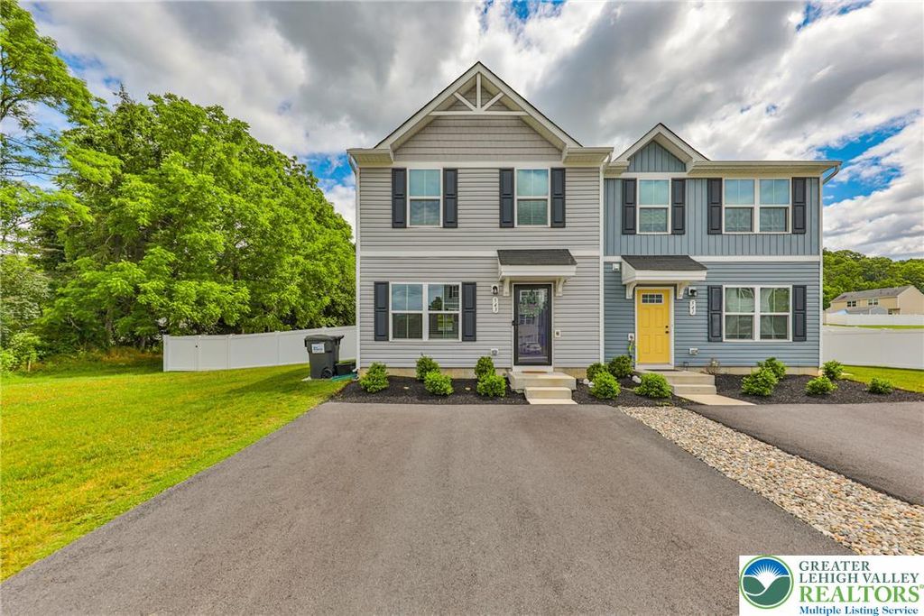543 Delta Road, Allen Twp, PA 18067