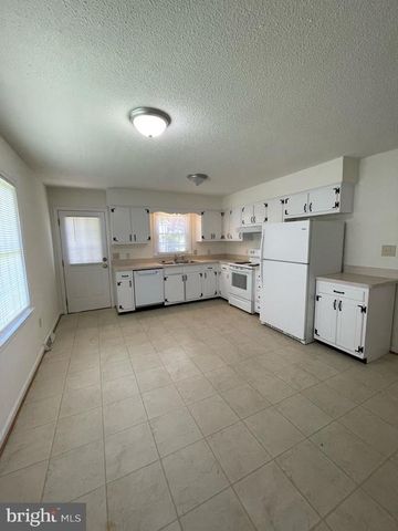 5516 BOUNDS ST, Fredericksburg, VA 22407