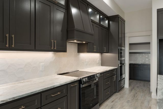 11139 Golden Eagle Ave, Salado, TX 76571