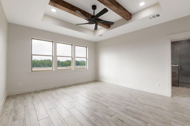 11139 Golden Eagle Ave, Salado, TX 76571