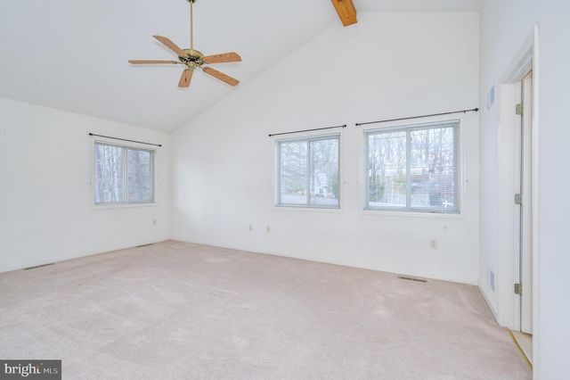 166 NEMACOLIN TRL, Hedgesville, WV 25427