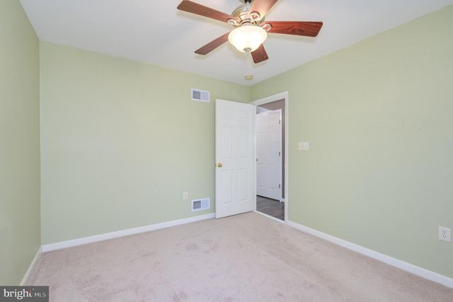 166 NEMACOLIN TRL, Hedgesville, WV 25427