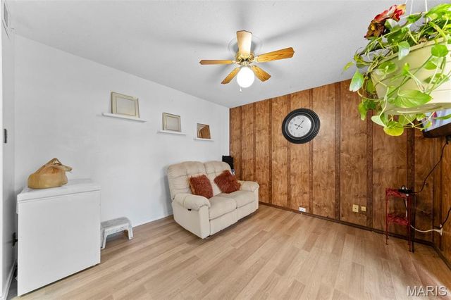 11151 Whispering Oaks Drive, St Louis, MO 63136