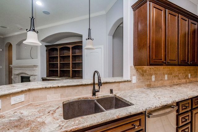 1821 Lily Meadows Drive, Conroe, TX 77304