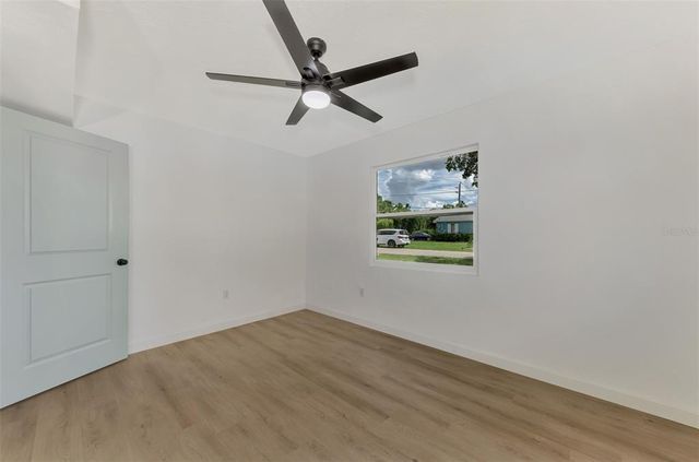 1757 MOVA STREET, Sarasota, FL 34231