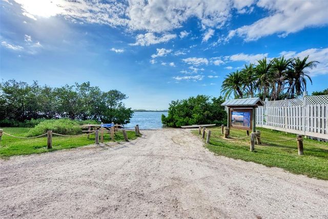 1757 MOVA STREET, Sarasota, FL 34231