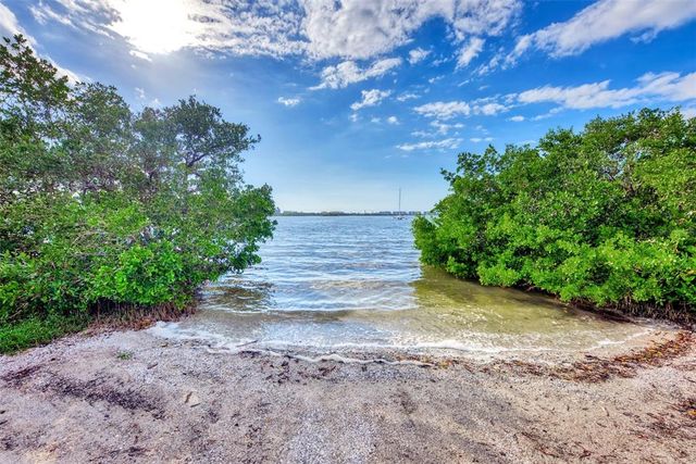 1757 MOVA STREET, Sarasota, FL 34231
