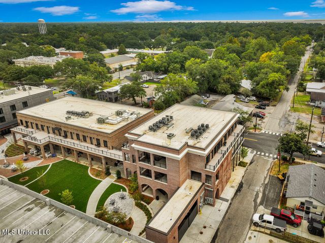 1515 Government Street, A304, Ocean Springs, MS 39564