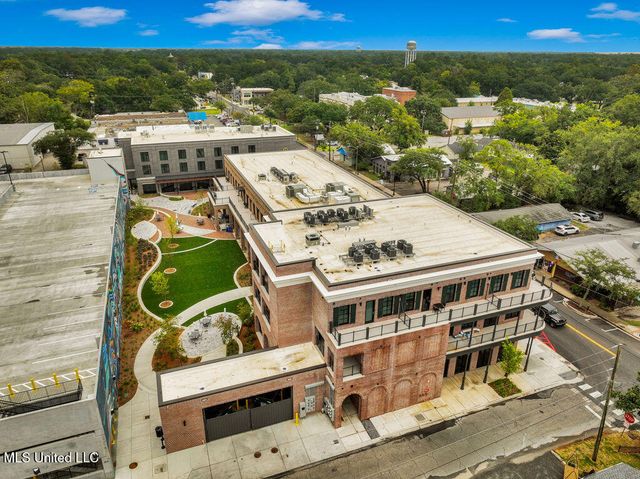 1515 Government Street, A304, Ocean Springs, MS 39564