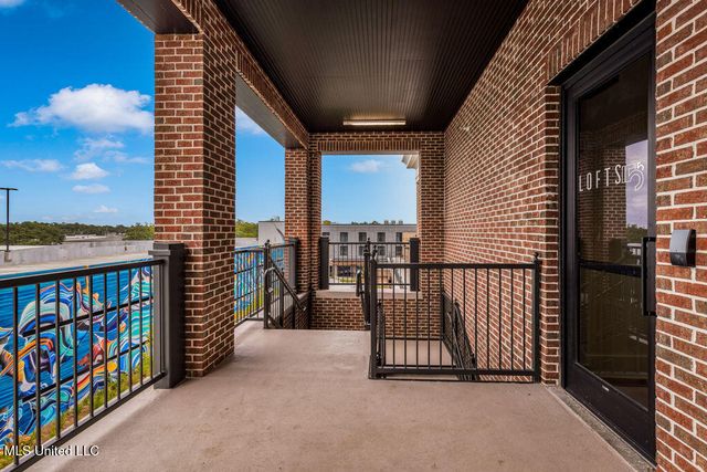 1515 Government Street, A304, Ocean Springs, MS 39564