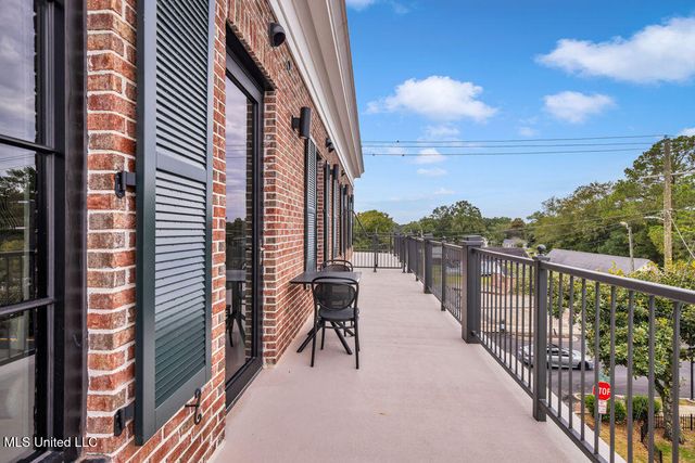 1515 Government Street, A304, Ocean Springs, MS 39564