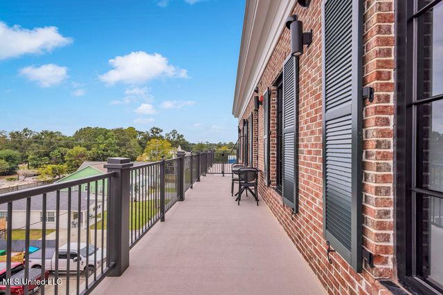 1515 Government Street, A304, Ocean Springs, MS 39564