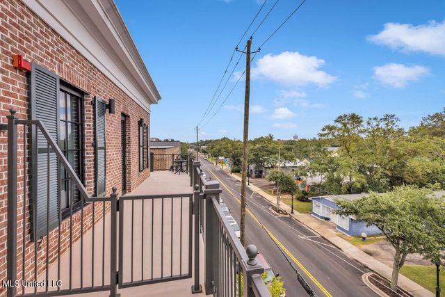 1515 Government Street, A304, Ocean Springs, MS 39564
