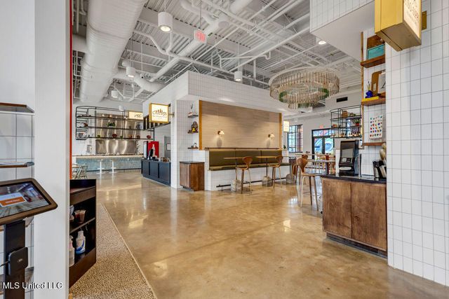 1515 Government Street, A304, Ocean Springs, MS 39564