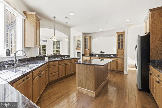 2019 TWIN LAKES DR, Jarrettsville, MD 21084