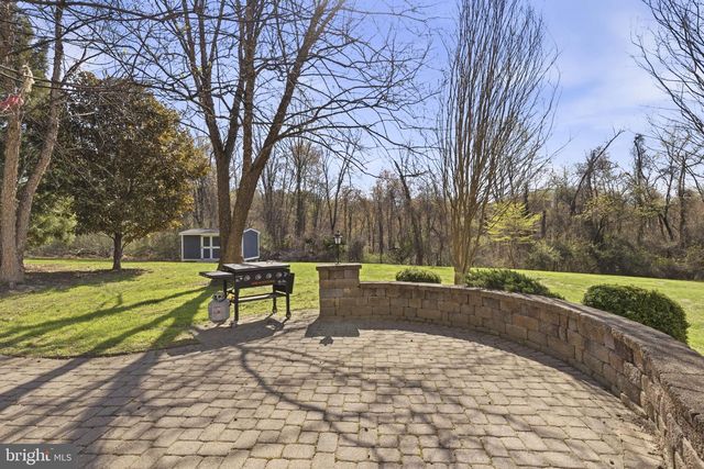 2019 TWIN LAKES DR, Jarrettsville, MD 21084