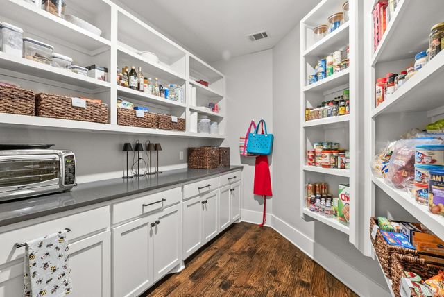 500 Eagle Pass Cove, Little Rock, AR 72211