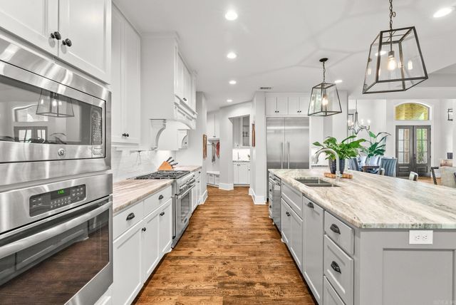 500 Eagle Pass Cove, Little Rock, AR 72211