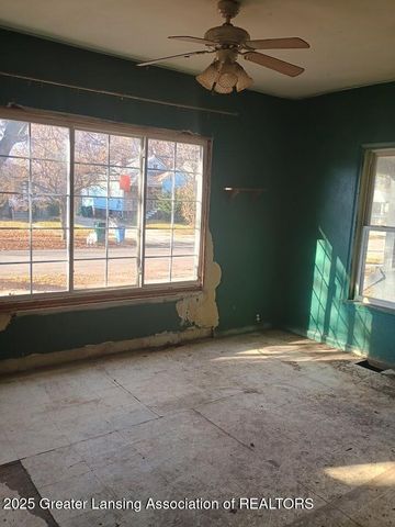 1320 Glenrose Avenue, Lansing, MI 48915