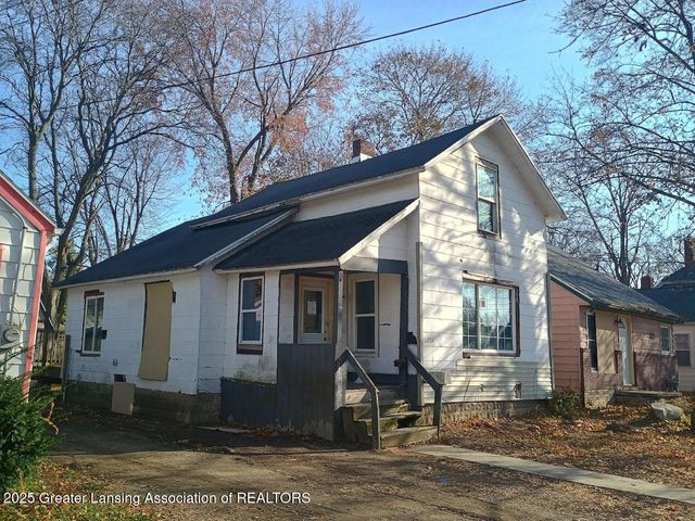 1320 Glenrose Avenue, Lansing, MI 48915