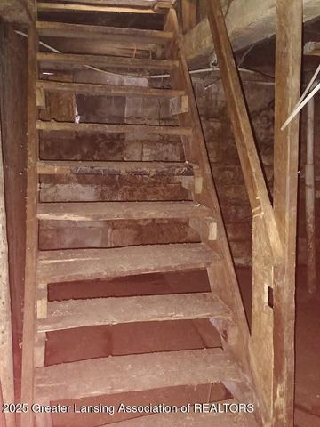 1320 Glenrose Avenue, Lansing, MI 48915