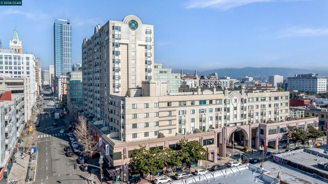 988 Franklin St 707, Oakland, CA 94607