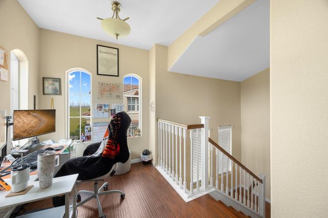 1733 Camino Real Way, Roseville, CA 95747