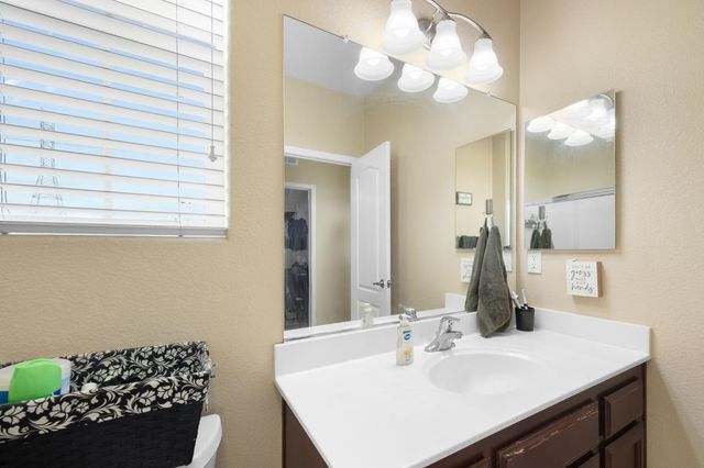 1733 Camino Real Way, Roseville, CA 95747