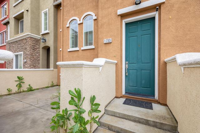1733 Camino Real Way, Roseville, CA 95747