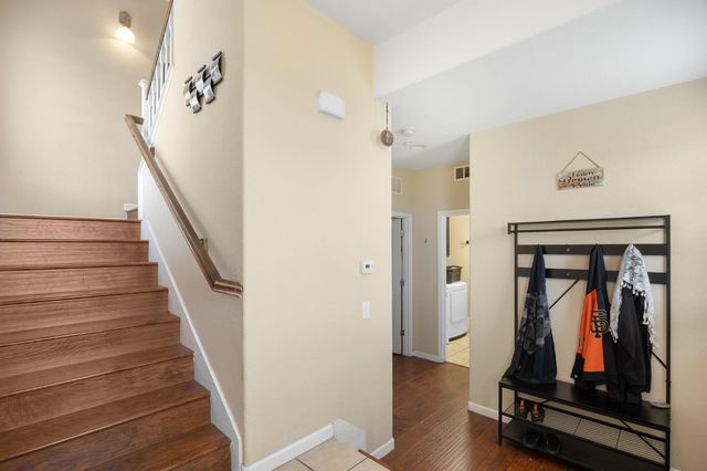 1733 Camino Real Way, Roseville, CA 95747