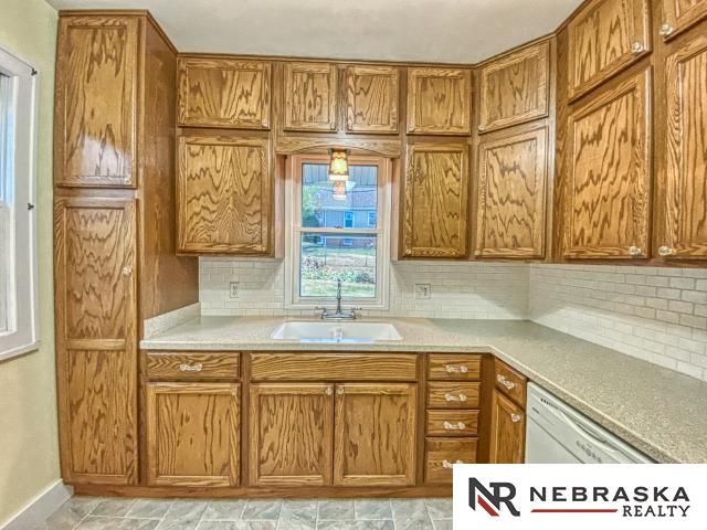 4420 Hickory Street, Omaha, NE 68105