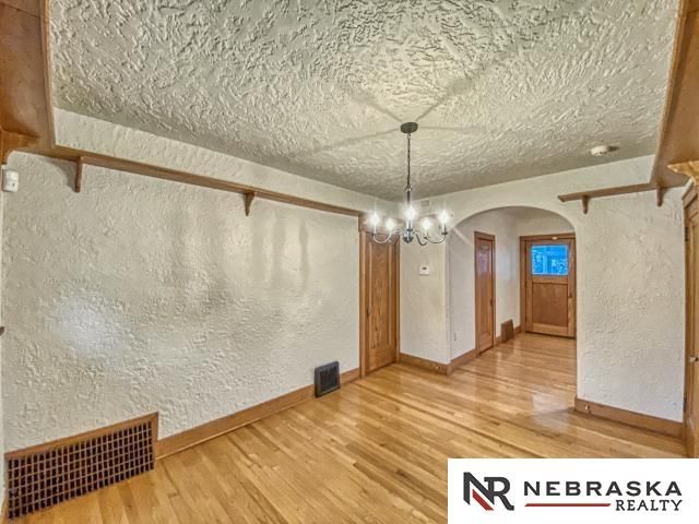 4420 Hickory Street, Omaha, NE 68105