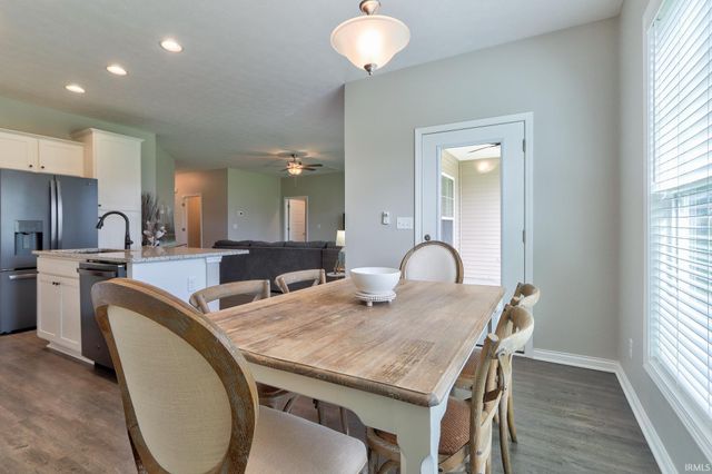 11415 Oscar Drive, Evansville, IN 47725