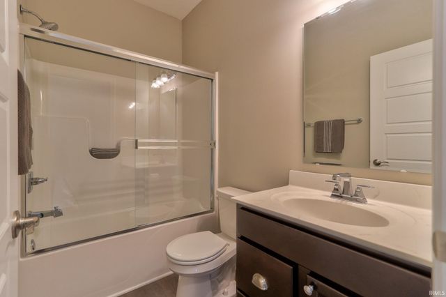 11415 Oscar Drive, Evansville, IN 47725