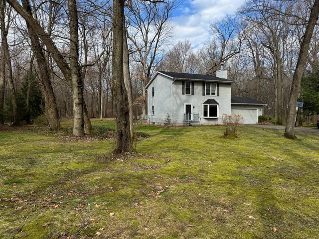 46574 33rd Street, Paw Paw, MI 49079