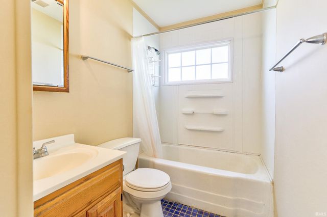 700 W Berkeley Avenue, Evansville, IN 47710