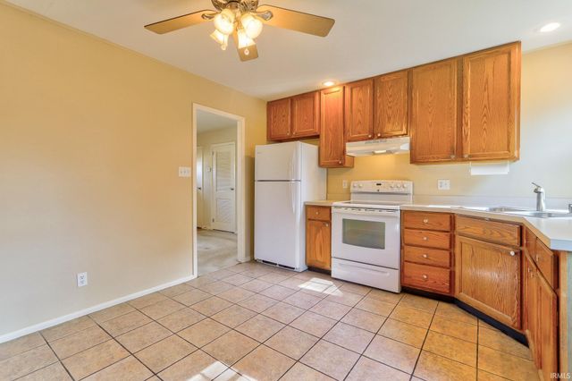 700 W Berkeley Avenue, Evansville, IN 47710