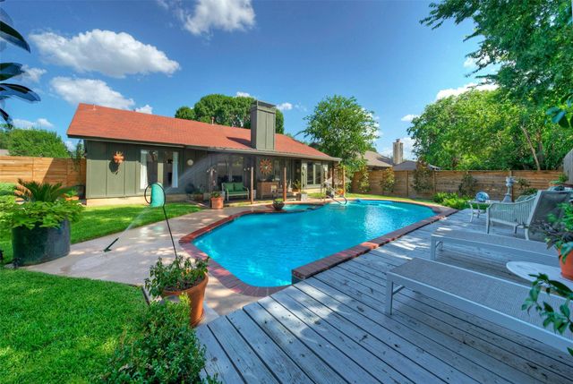 10606 Barnhill DR, Austin, TX 78758