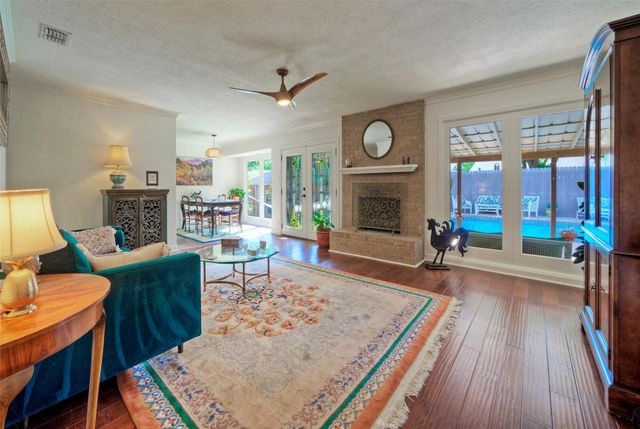 10606 Barnhill DR, Austin, TX 78758