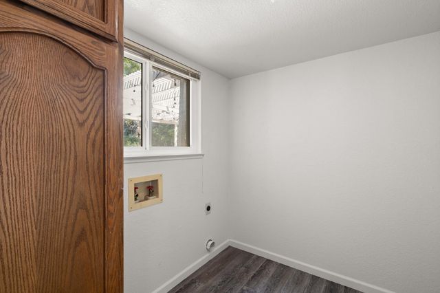 100 May Ct, Folsom, CA 95630