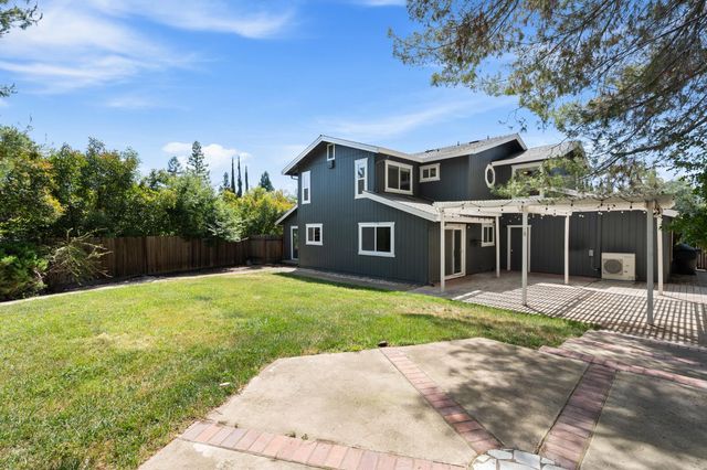 100 May Ct, Folsom, CA 95630