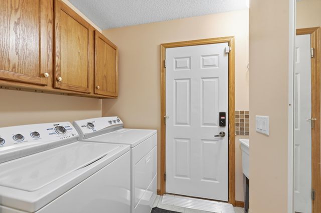 15060 Greene Avenue N, Hugo, MN 55038