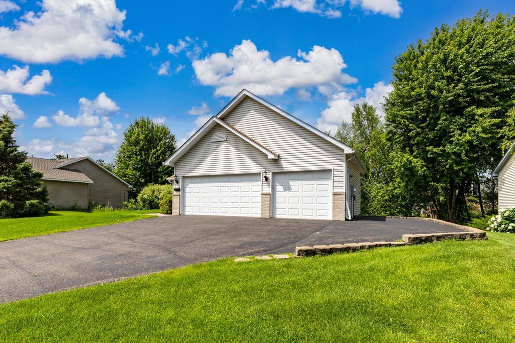 15060 Greene Avenue N, Hugo, MN 55038 — photo 3