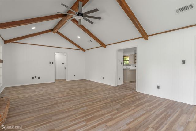 8669 Chalmette Drive, Shreveport, LA 71115