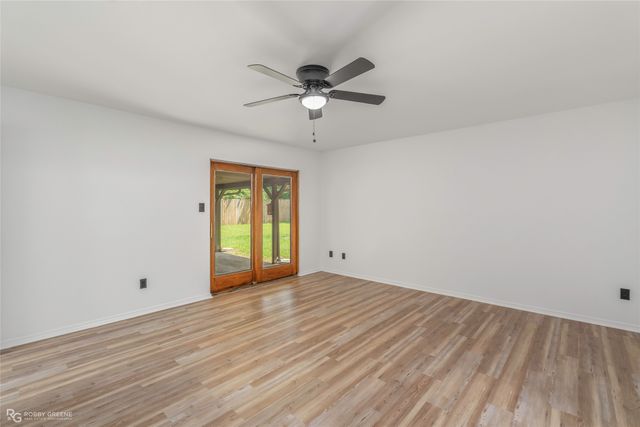 8669 Chalmette Drive, Shreveport, LA 71115