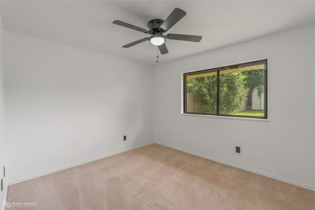 8669 Chalmette Drive, Shreveport, LA 71115