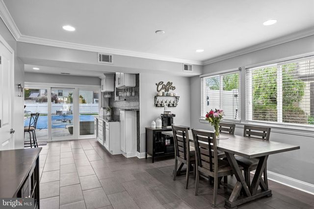 14 PEREGRINE DR, Voorhees, NJ 08043